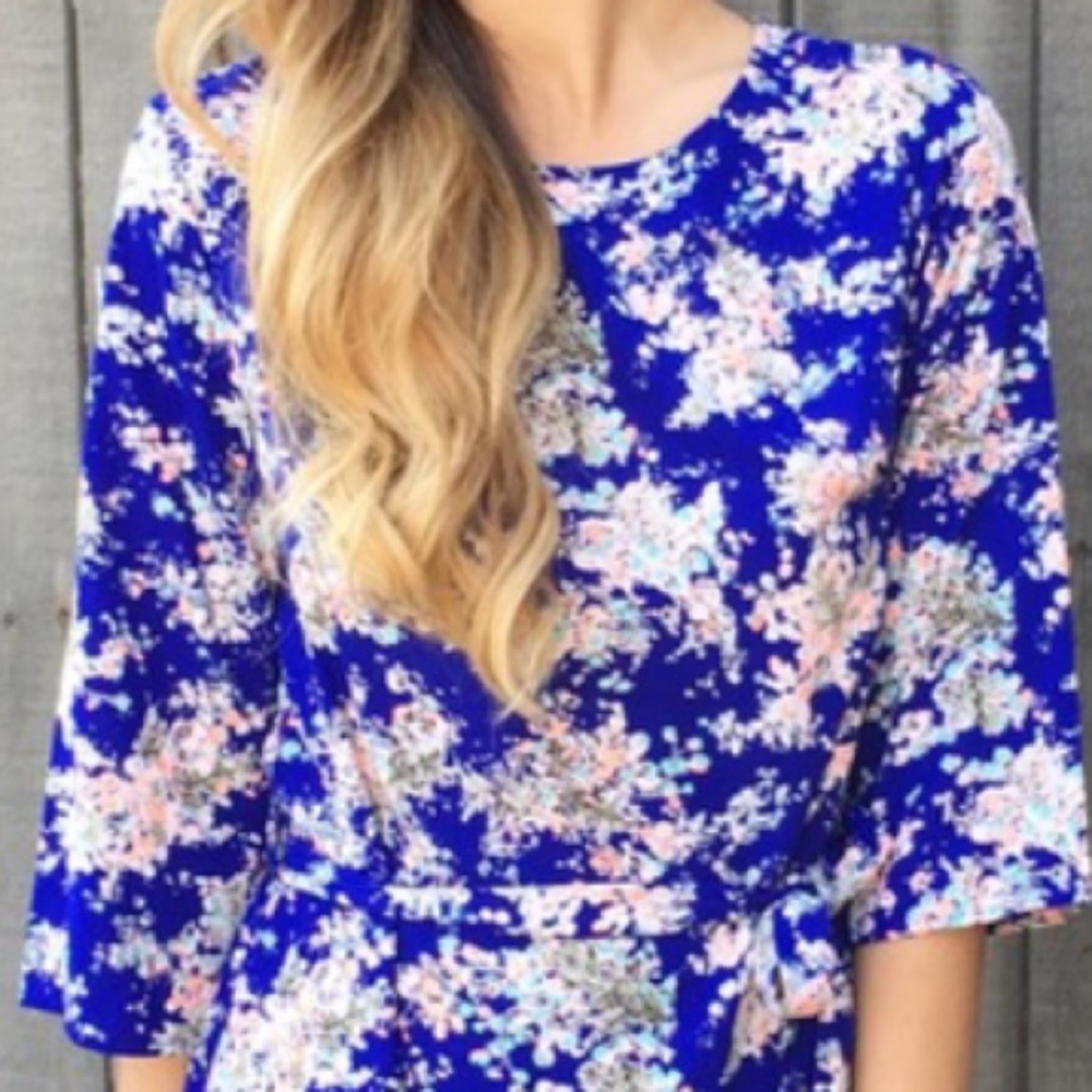 Gorgeous Royal Blue Floral Dress!  💙❤️ - Picture 5 of 8